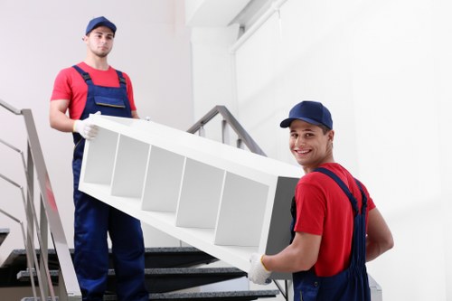 Local moving truck service for homes and businesses in Hounslow
